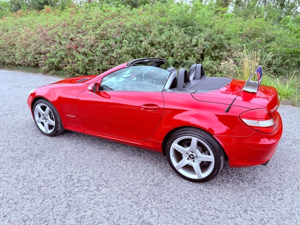 Used Mercedes-Benz SLK 2005 for sale - 75641447: Photo 8