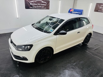 Used Volkswagen Polo 2015 for sale - 79154383: Photo
