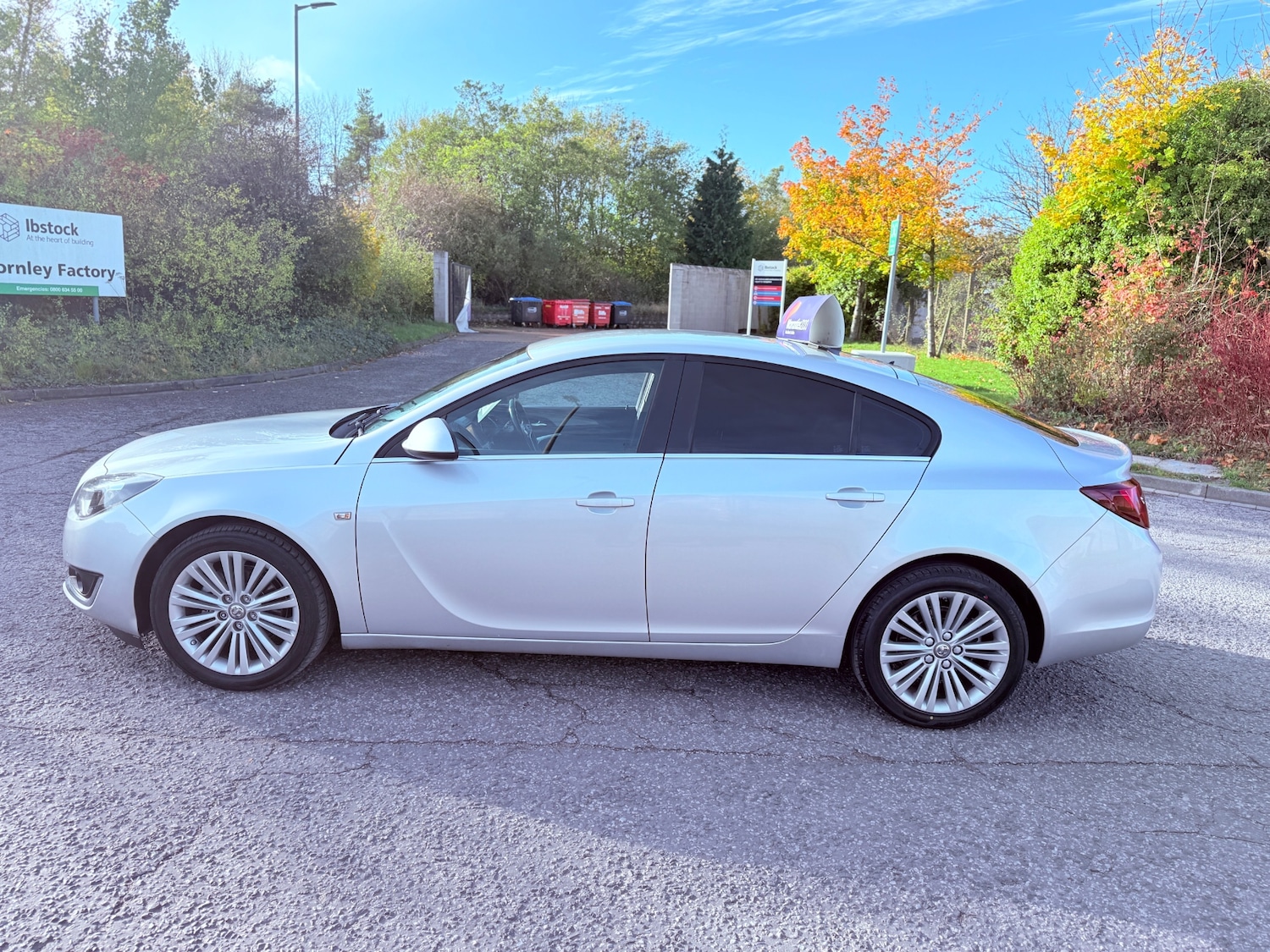 Used Vauxhall Insignia 2015 for sale - 76401962: Photo 8