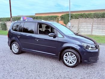 Used Volkswagen Touran 2015 for sale - 75499870: Photo