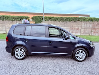 Used Volkswagen Touran 2015 for sale - 75499870: Photo