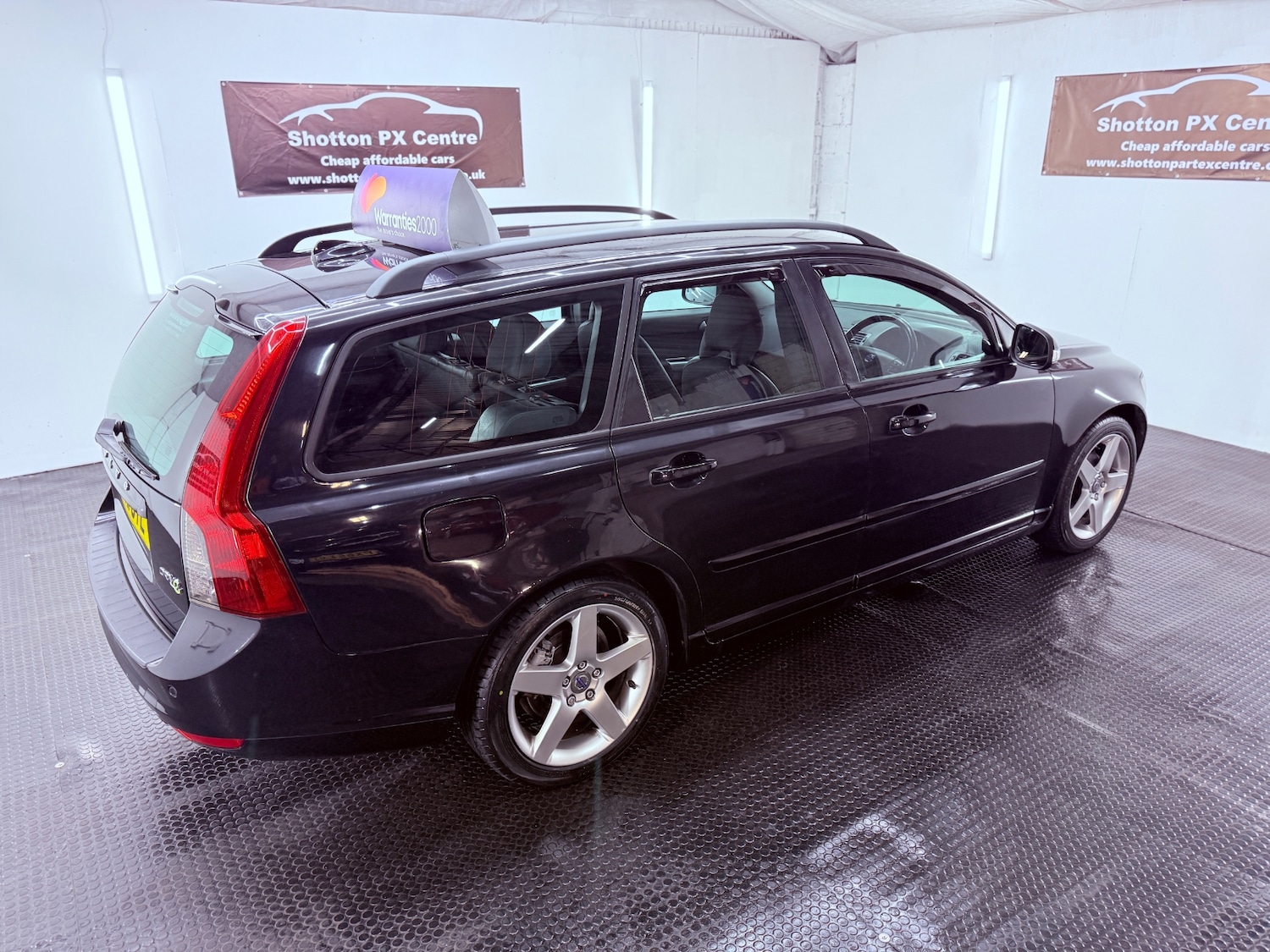 Used Volvo V50 2011 for sale - 77127371: Photo 11