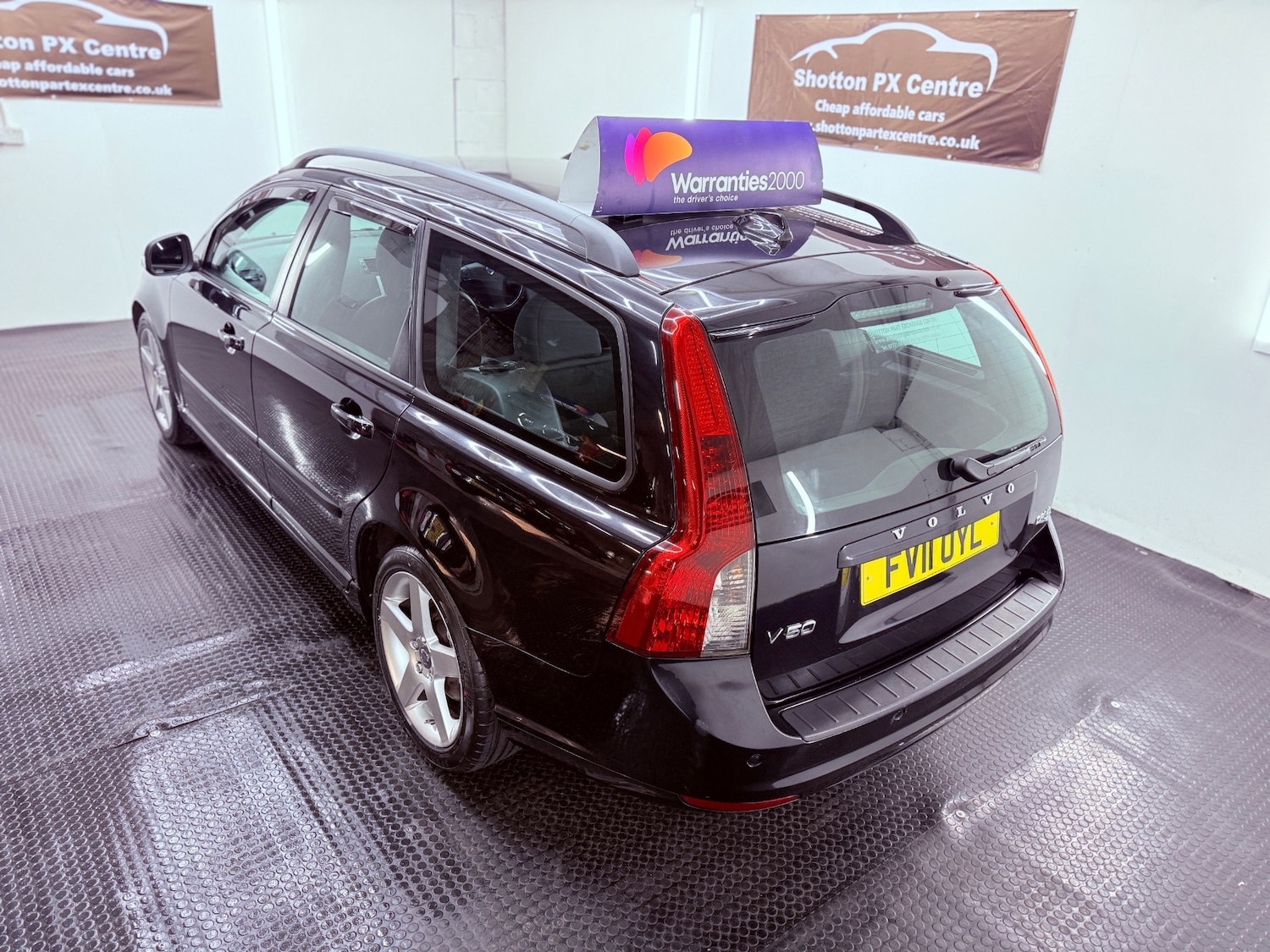 Used Volvo V50 2011 for sale - 77127371: Photo 4