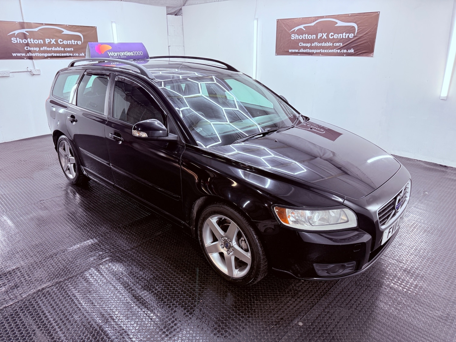 Used Volvo V50 2011 for sale - 77127371: Photo 8