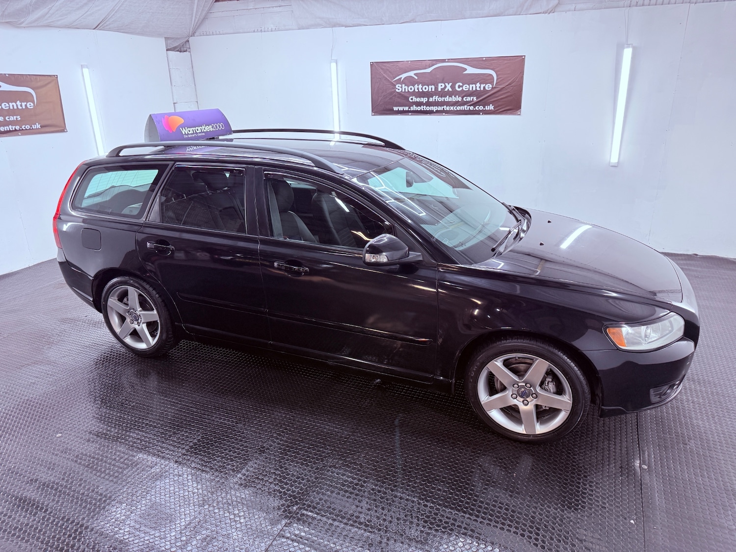 Used Volvo V50 2011 for sale - 77127371: Photo 9