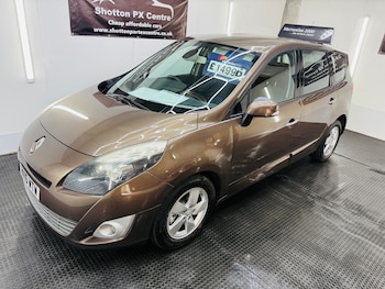 Used Renault Grand Scenic 2010 for sale - 79552347: Photo