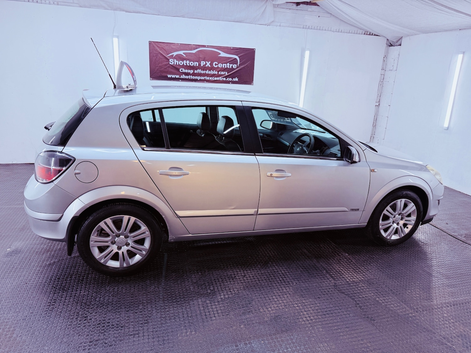 Used Vauxhall Astra 2007 for sale - 76894490: Photo 3