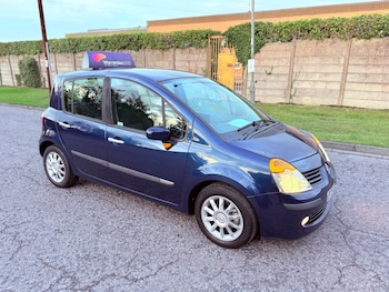 2004 (54) - 1.4 Dynamique 5dr