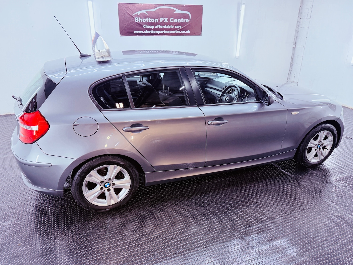 Used BMW 1 Series 2010 for sale - 77297109: Photo 11