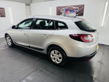 Used Renault Megane 2009 for sale - 78876782: Photo