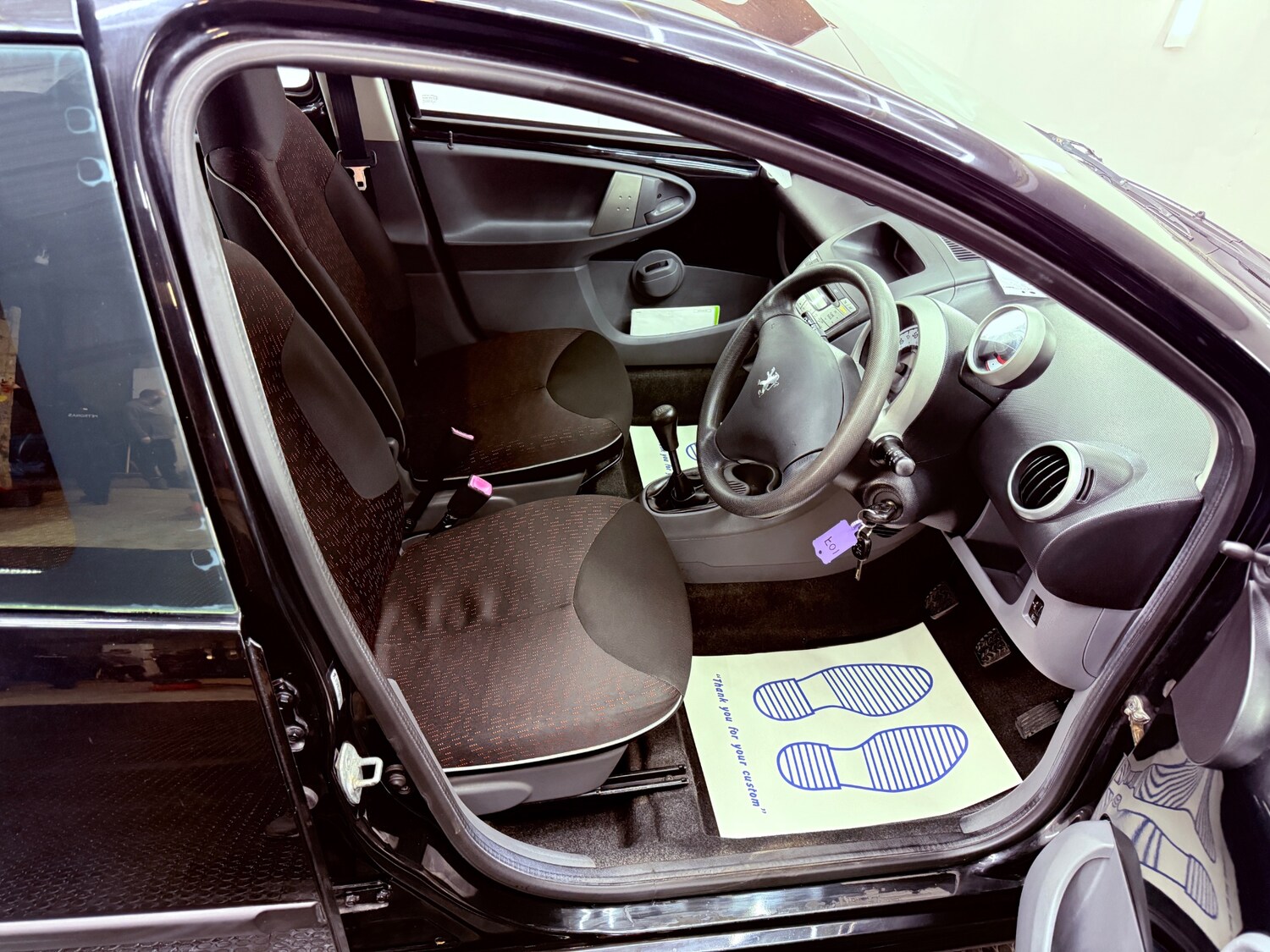 Used Peugeot 107 2009 for sale - 77641085: Photo 14