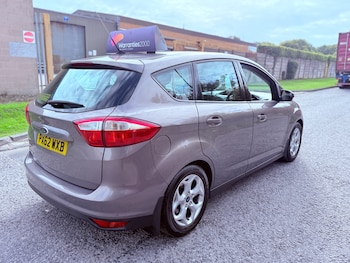 Used Ford C-Max 2012 for sale - 76107457: Photo 4