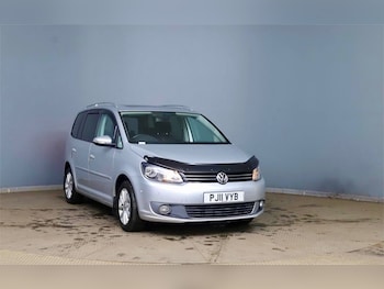 Used Volkswagen Touran 2011 for sale - 78229779: Photo