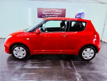 Used Suzuki Swift 2010 for sale - 77803501: Photo