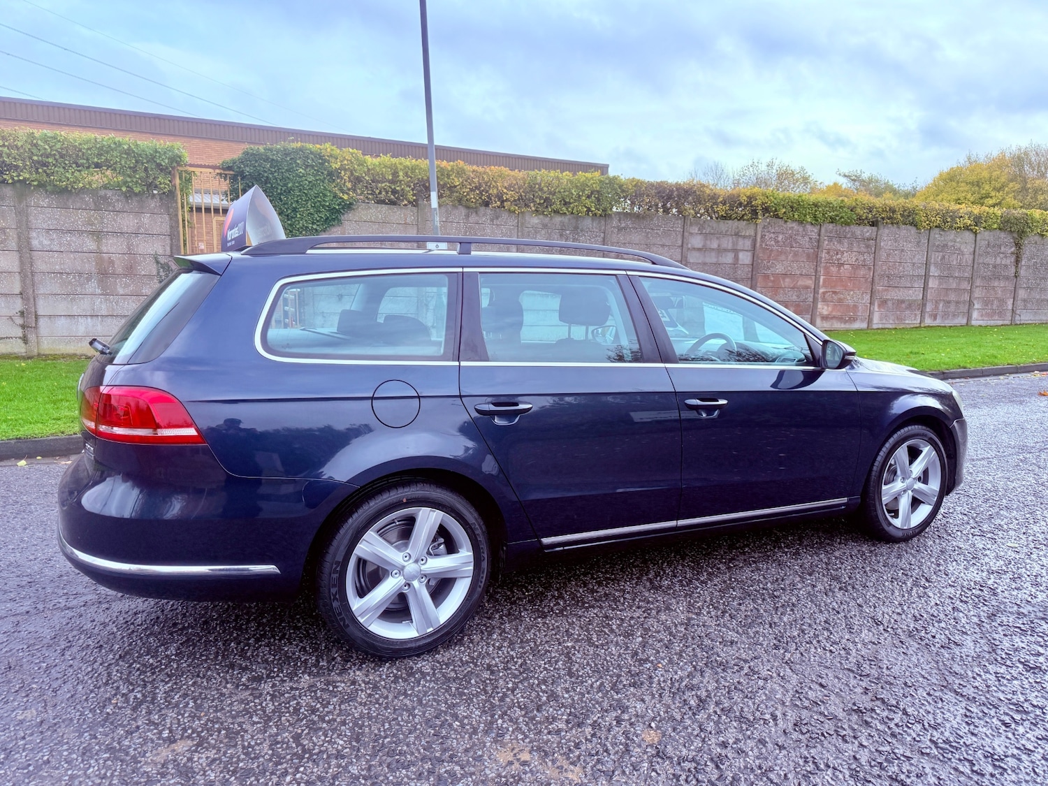 Used Volkswagen Passat 2012 for sale - 76418147: Photo 3