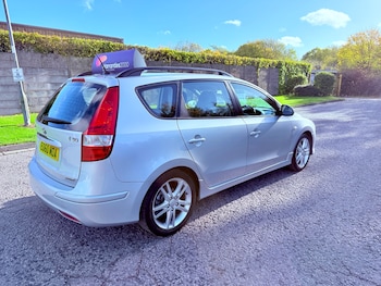 Used Hyundai i30 2010 for sale - 76379054: Photo