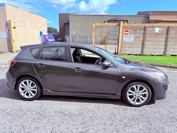 Used Mazda Mazda3 2010 for sale - 75970042: Photo