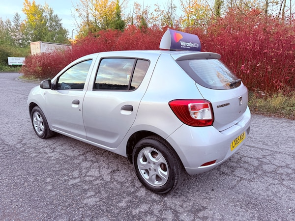 Used Dacia Sandero 2015 for sale - 76316980: Photo 10