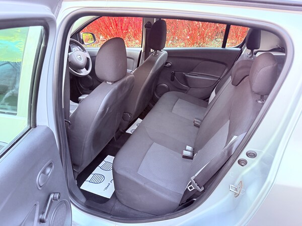 Used Dacia Sandero 2015 for sale - 76316980: Photo 14