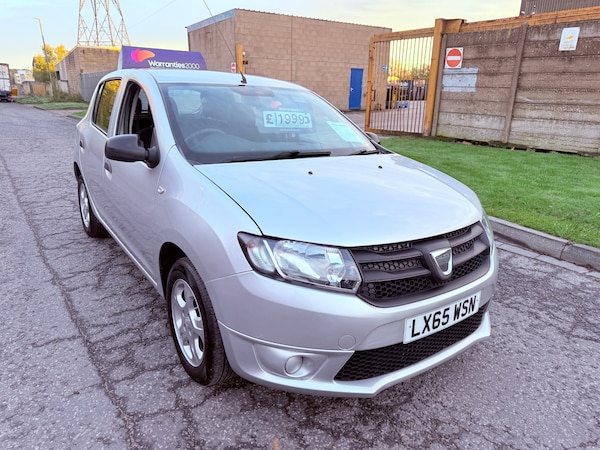 Used Dacia Sandero 2015 for sale - 76316980: Photo 5