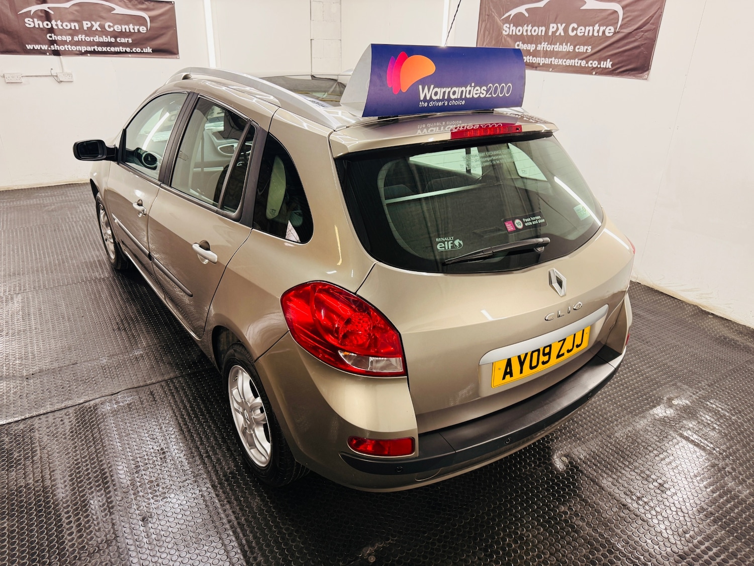 Used Renault Clio 2009 for sale - 78082002: Photo 6