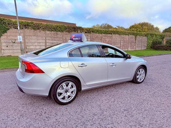 Used Volvo S60 2011 for sale - 76276925: Photo 3