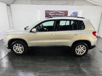 Used Volkswagen Tiguan 2011 for sale - 79571805: Photo