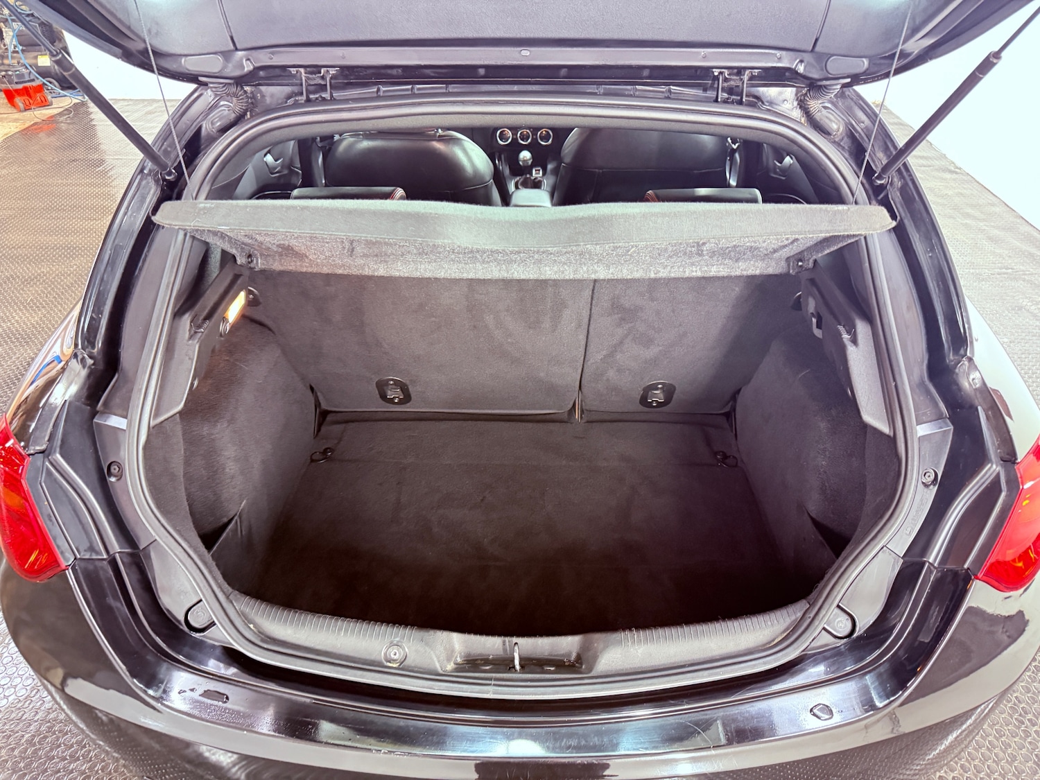 Used Alfa Romeo Giulietta 2012 for sale - 77462888: Photo 15