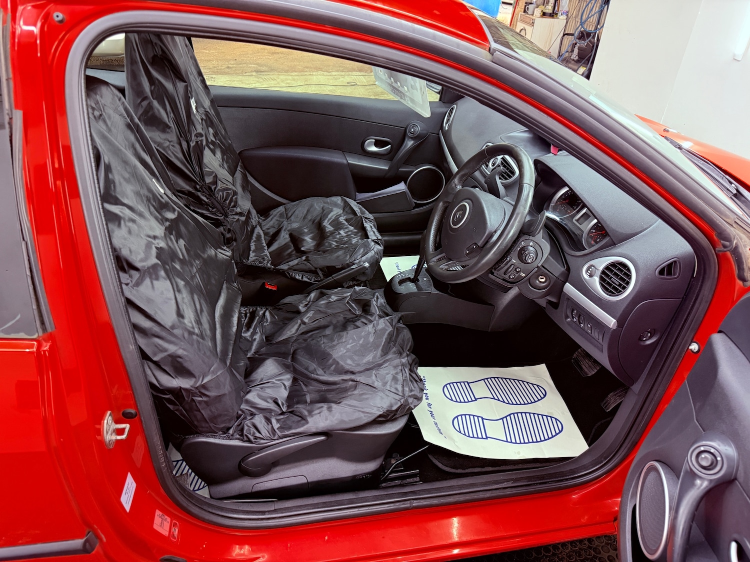 Used Renault Clio 2007 for sale - 77661904: Photo 13