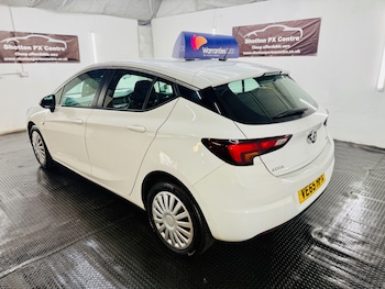 Used Vauxhall Astra 2015 for sale - 78659976: Photo