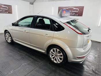 Used Ford Focus 2010 for sale - 78098952: Photo
