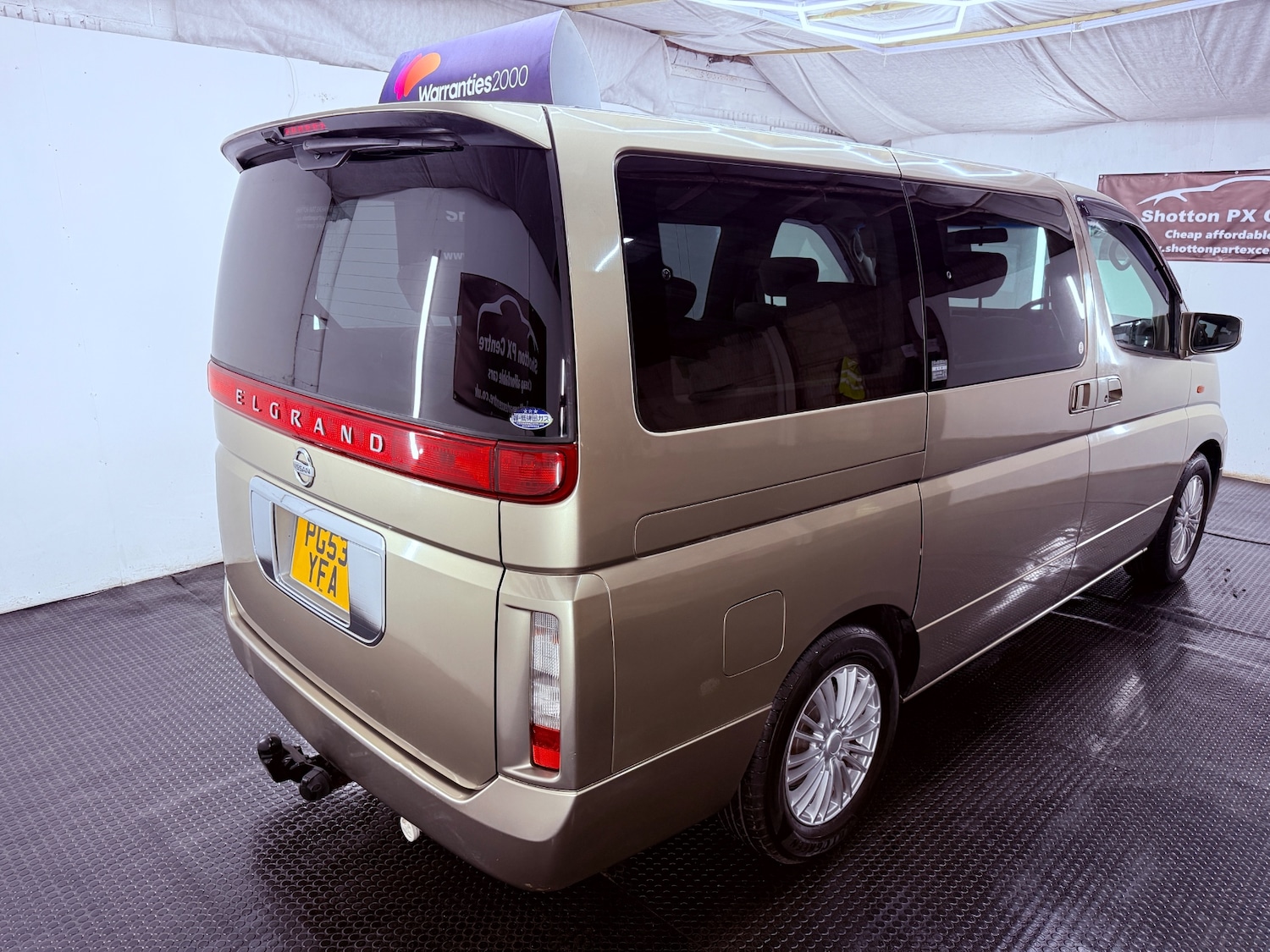 Used Nissan Elgrand 2017 for sale - 77664966: Photo 12