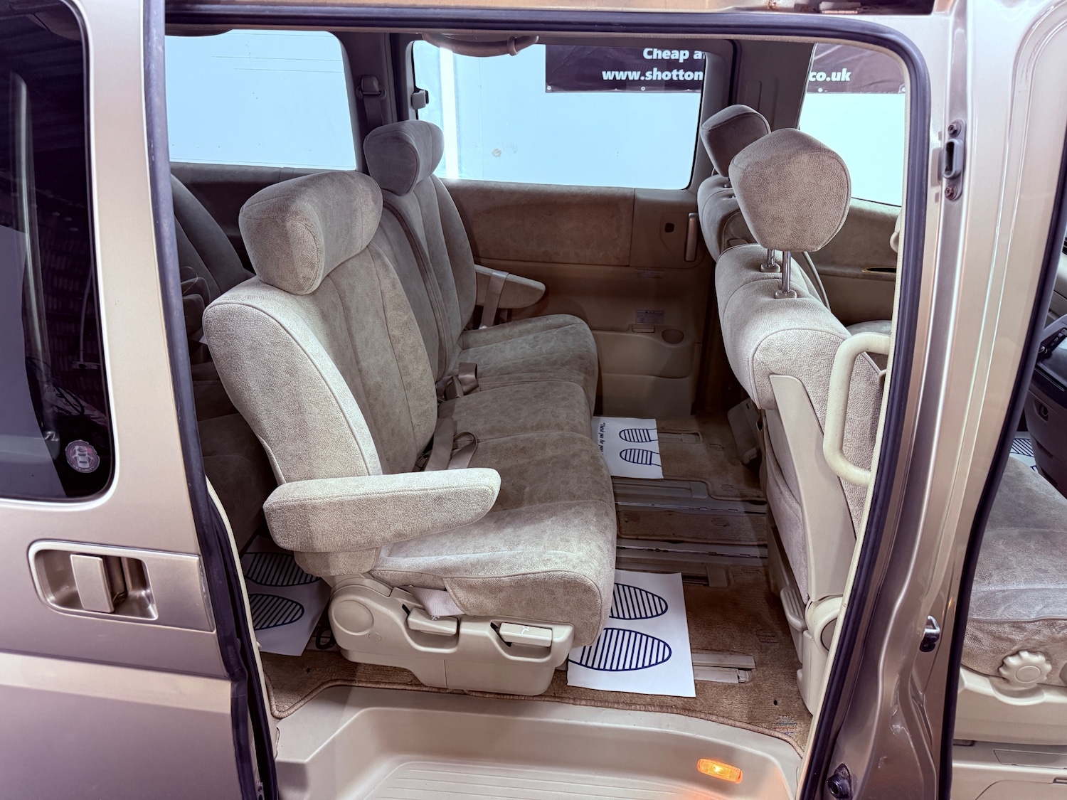 Used Nissan Elgrand 2017 for sale - 77664966: Photo 14