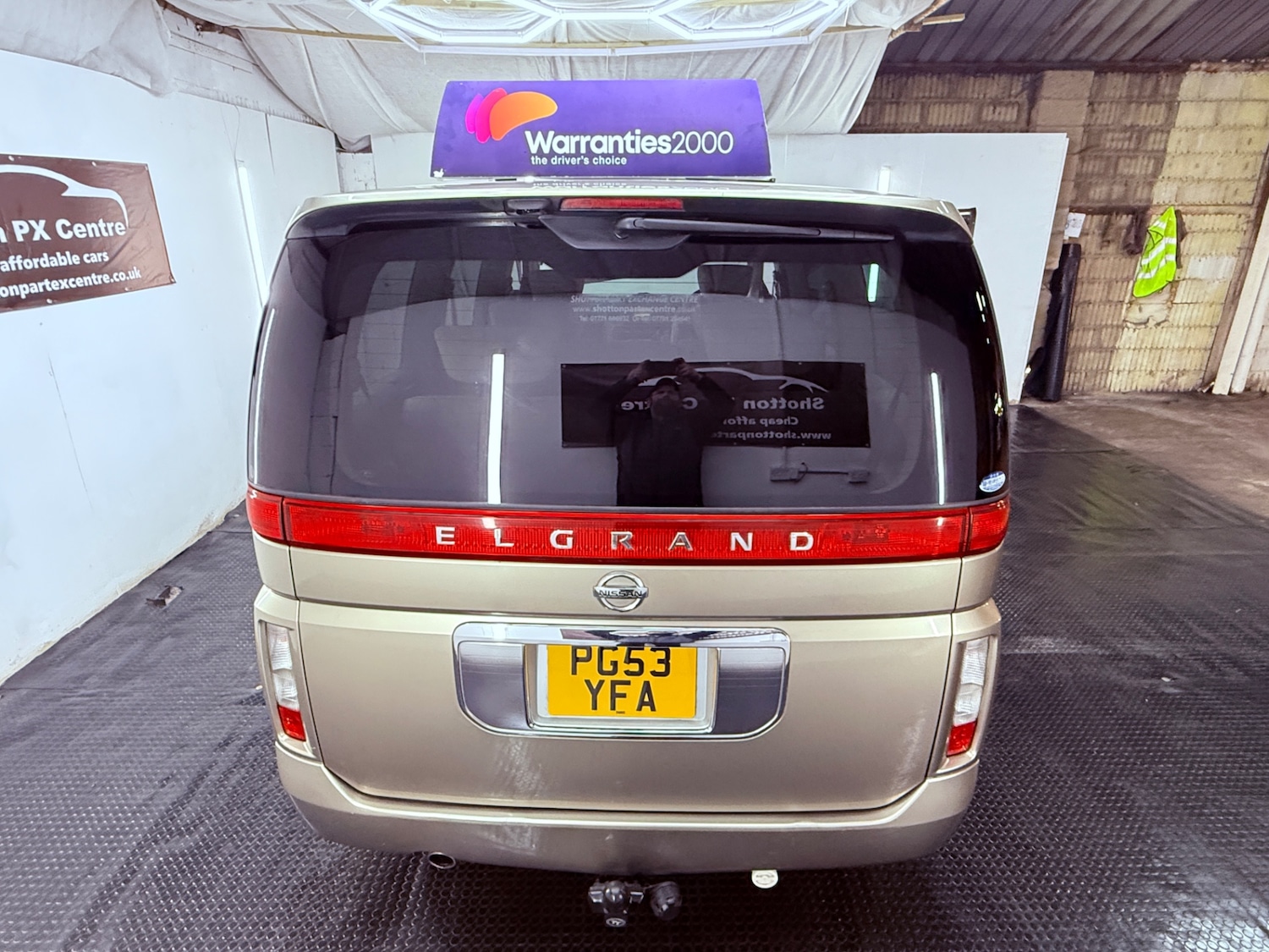 Used Nissan Elgrand 2017 for sale - 77664966: Photo 18