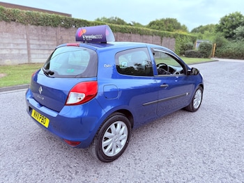 Used Renault Clio 2011 for sale - 75638562: Photo