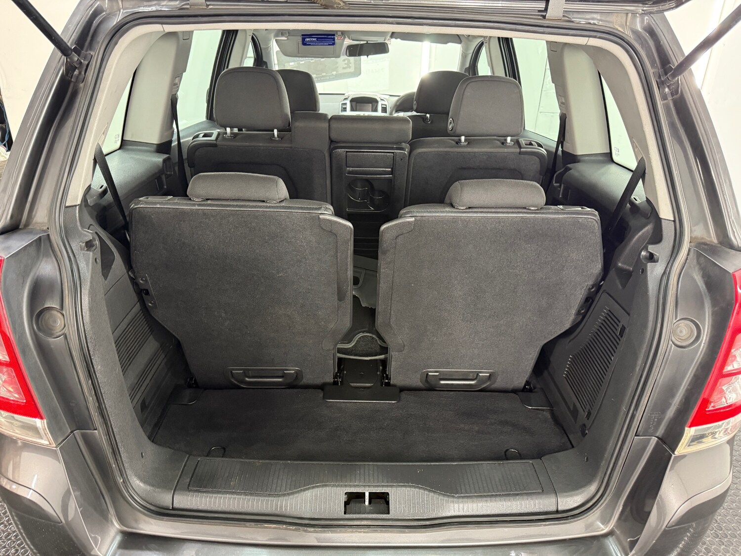 Used Vauxhall Zafira 2009 for sale - 77981779: Photo 16