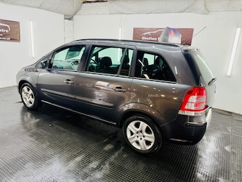 Used Vauxhall Zafira 2009 for sale - 77981779: Photo
