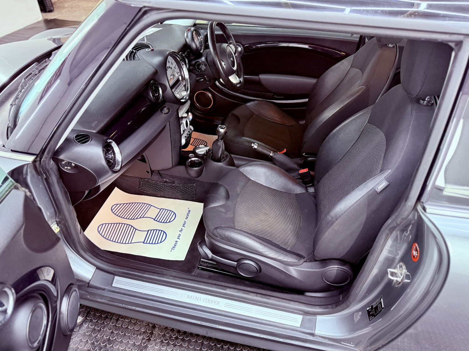 Used MINI Hatch 2009 for sale - 76904741: Photo 17