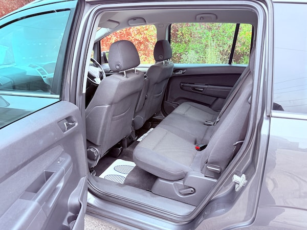 Used Vauxhall Zafira 2011 for sale - 76258081: Photo 17