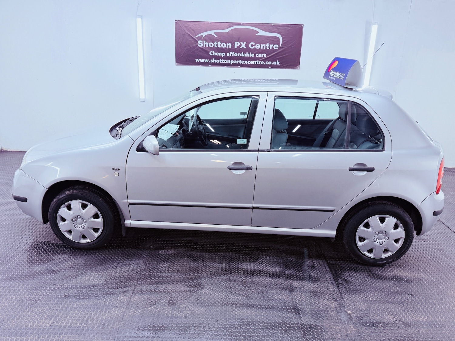 Used Skoda Fabia 2002 for sale - 77329472: Photo 2