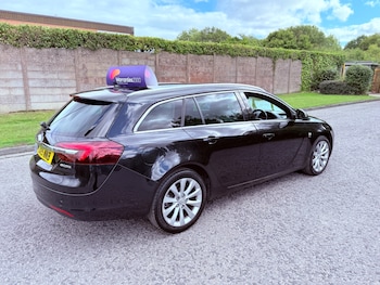 Used Vauxhall Insignia 2015 for sale - 75970359: Photo