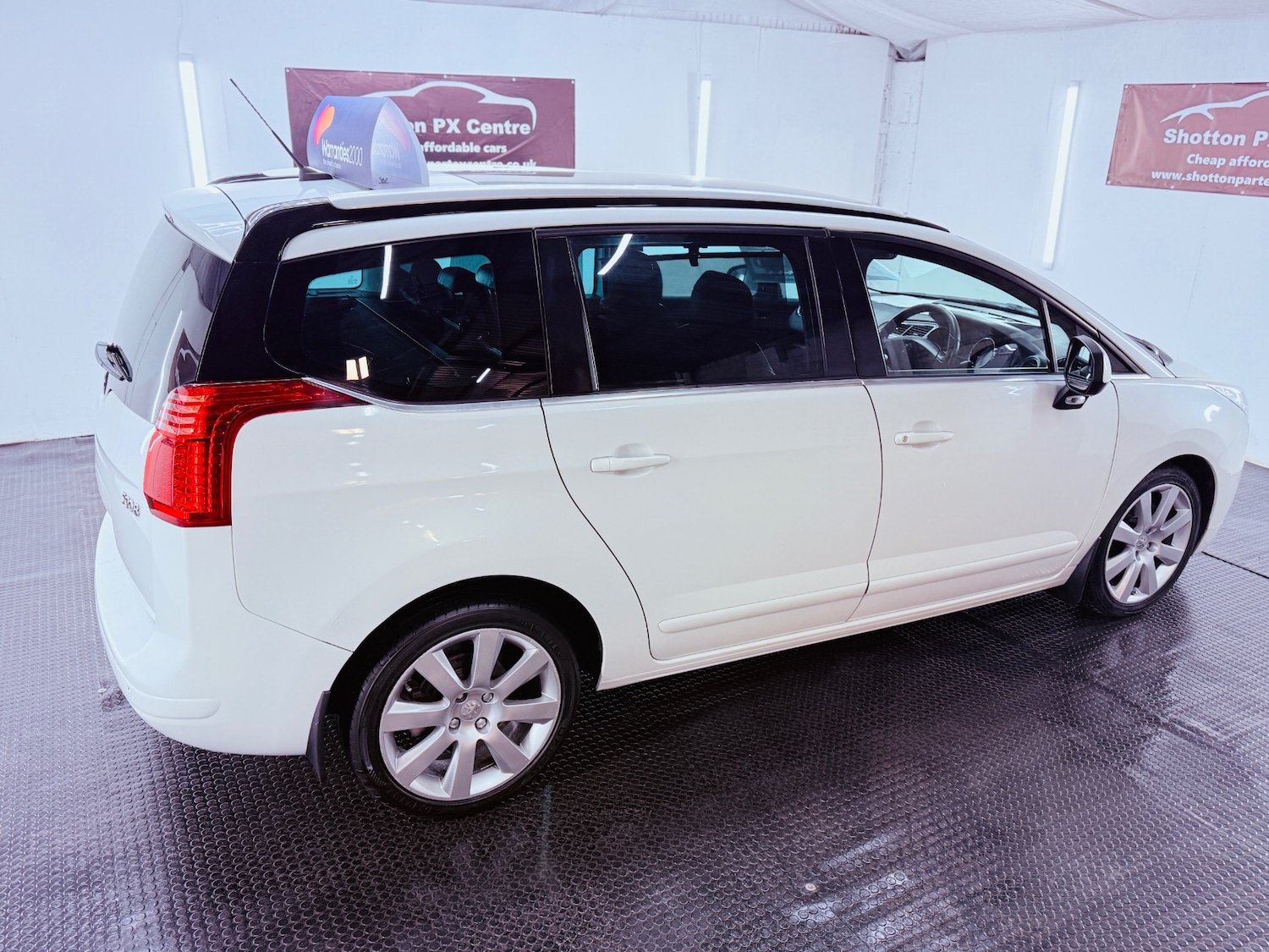 Used Peugeot 5008 2013 for sale - 77289269: Photo 11