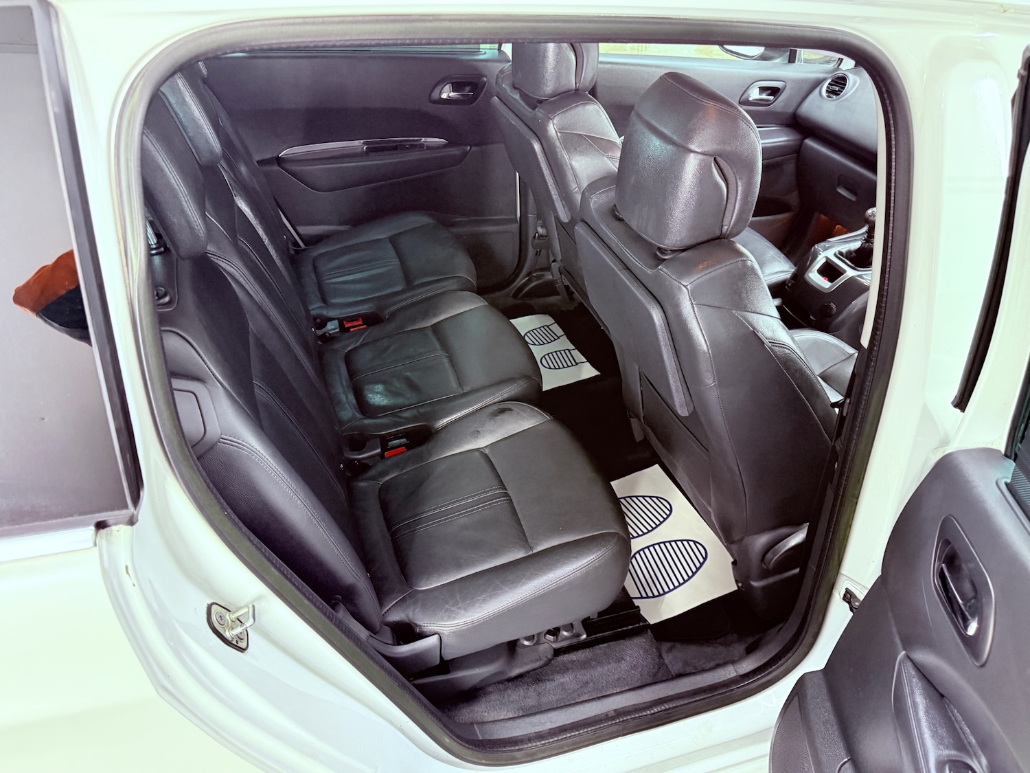 Used Peugeot 5008 2013 for sale - 77289269: Photo 14