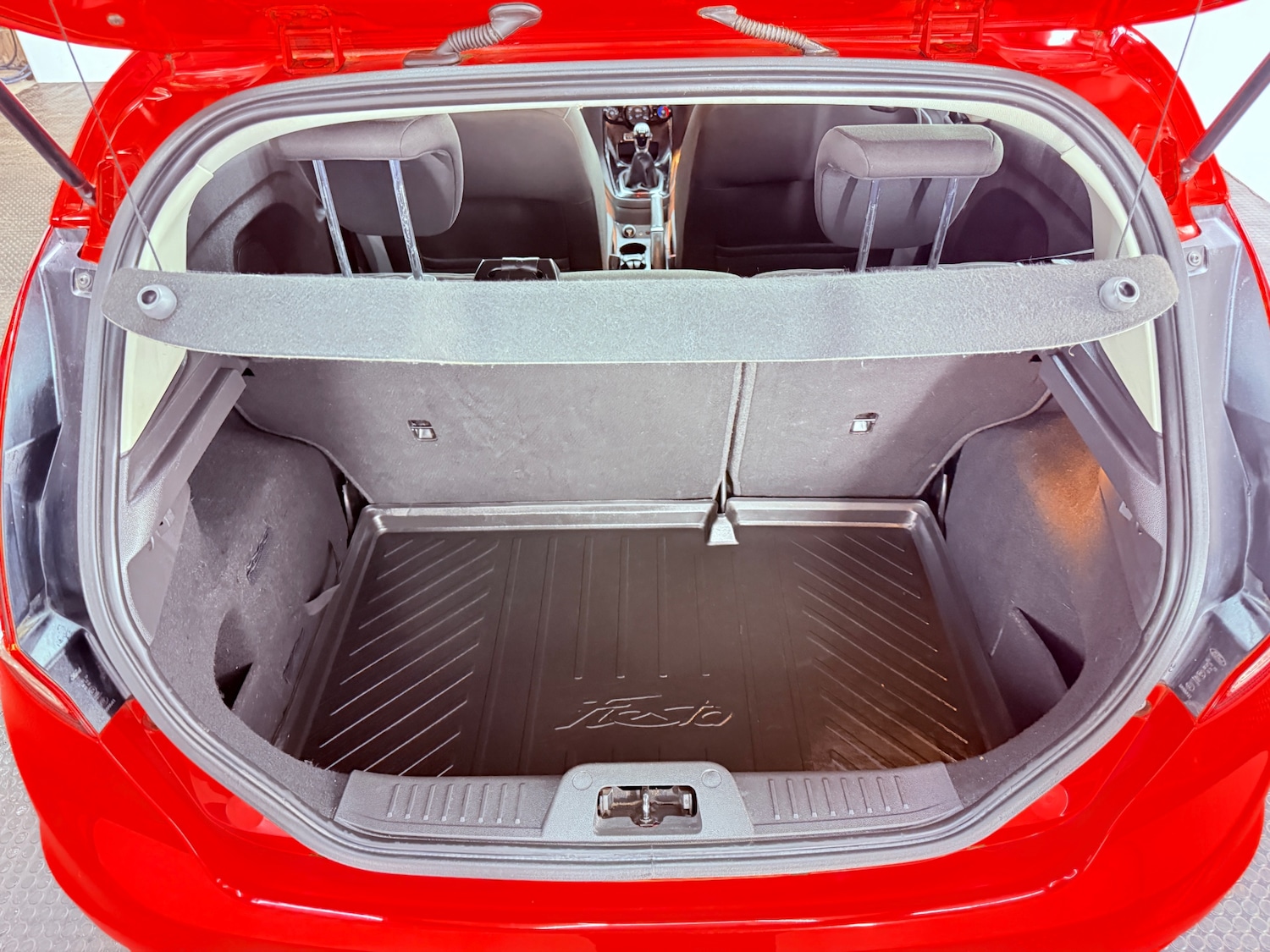 Used Ford Fiesta 2015 for sale - 76919124: Photo 16