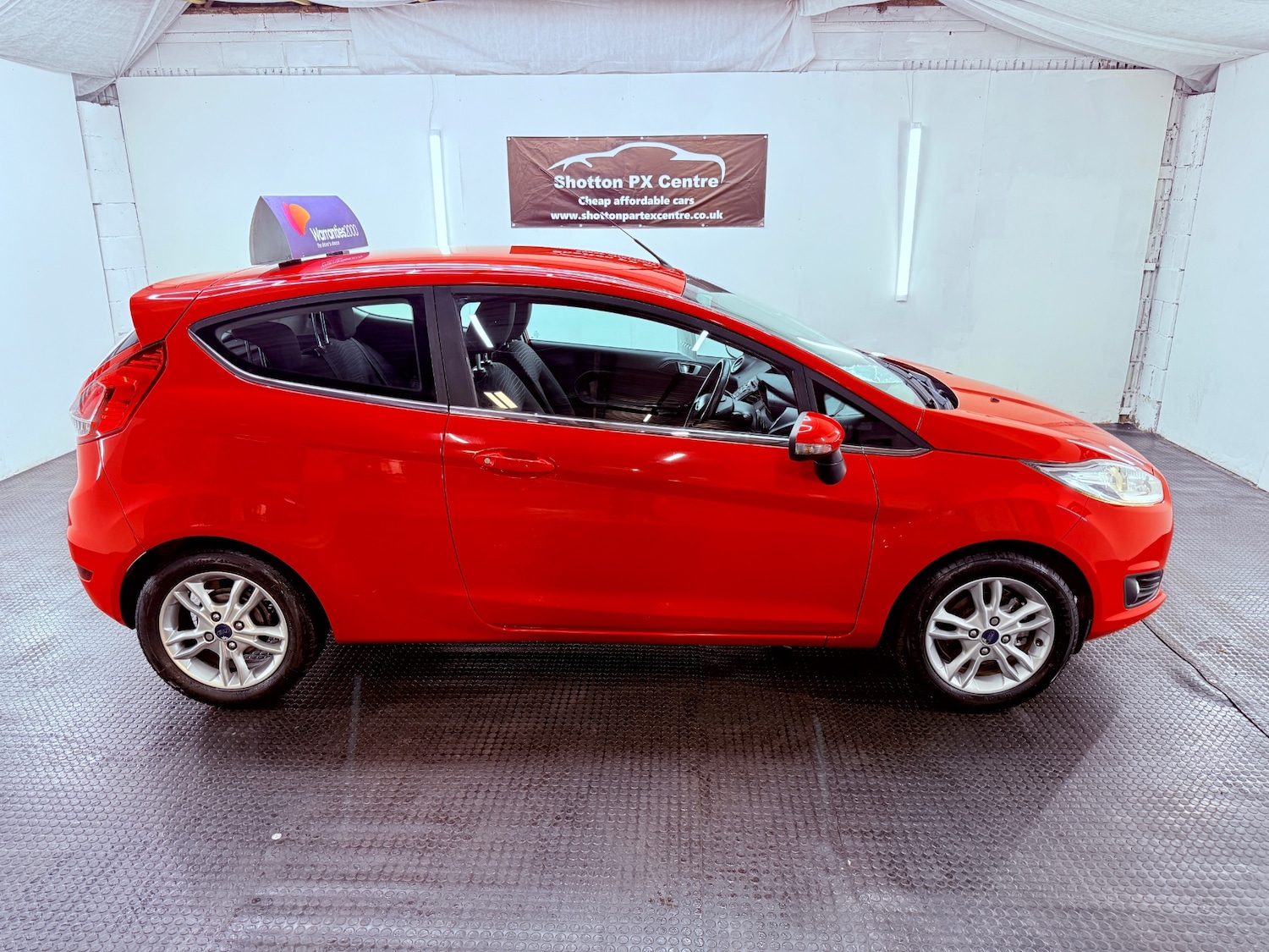 Used Ford Fiesta 2015 for sale - 76919124: Photo 9