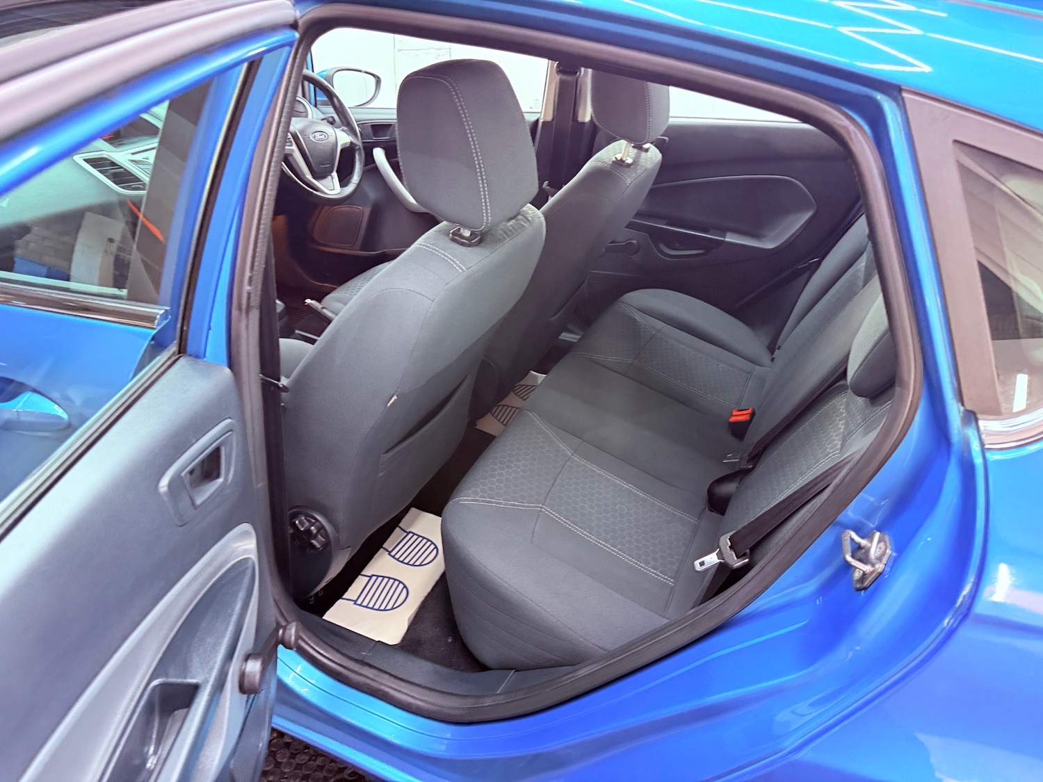 Used Ford Fiesta 2011 for sale - 76794970: Photo 17