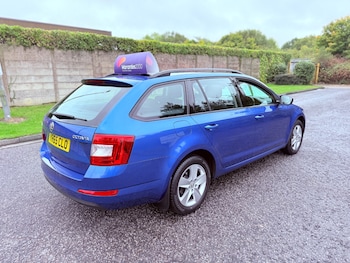 Used Skoda Octavia 2015 for sale - 76128664: Photo