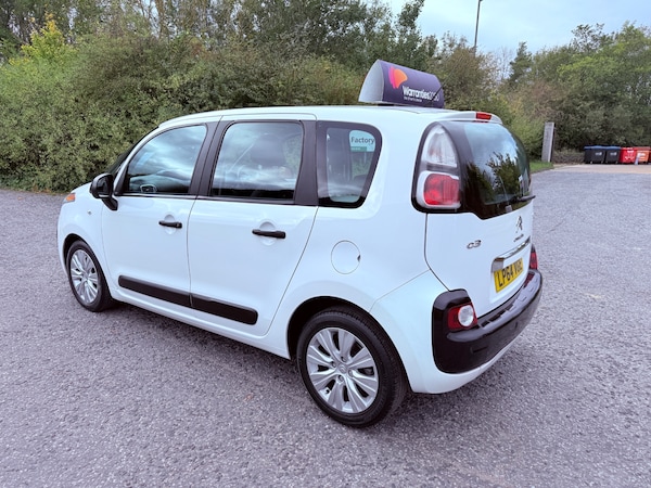 Used Citroen C3 Picasso 2015 for sale - 76225172: Photo 10