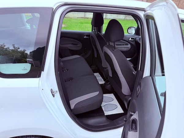 Used Citroen C3 Picasso 2015 for sale - 76225172: Photo 15