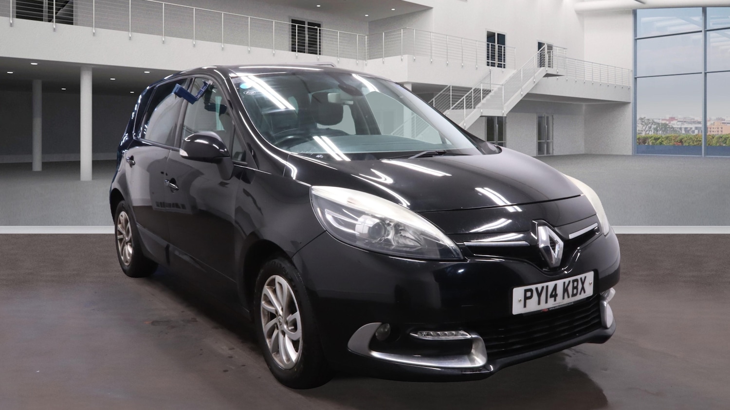 Used Renault Scenic 2014 for sale - 76491879: Photo 2